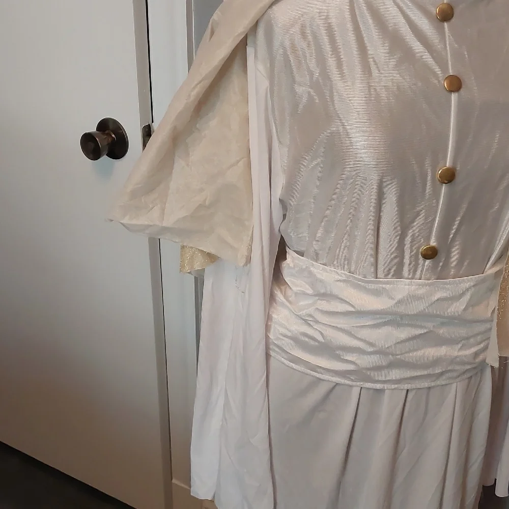 Spirit Pope Costume - White and Gold - Picture 8 of 11